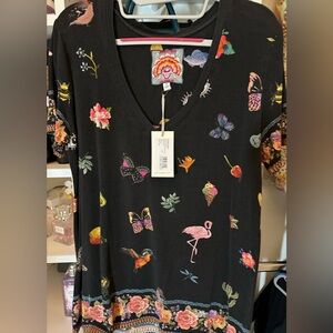 Johnny was Zooey V-neck Tee